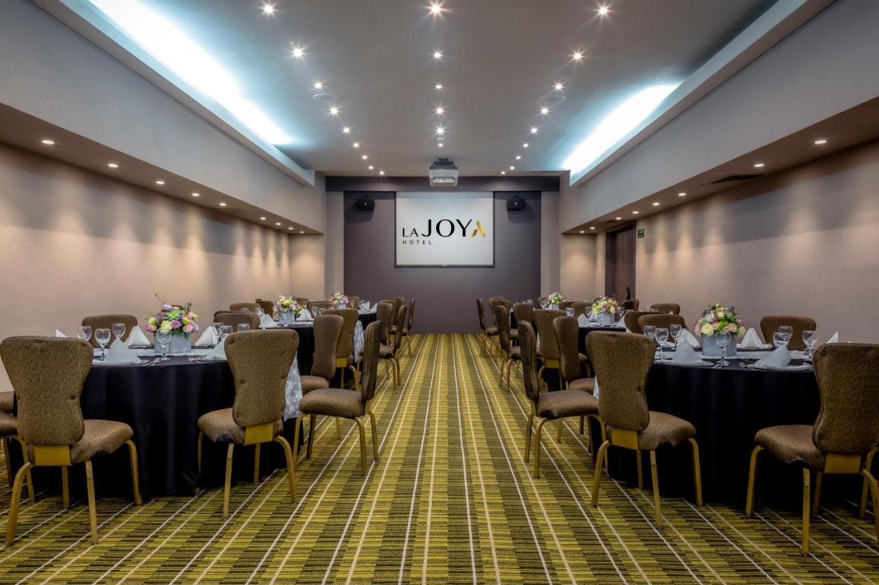 La Joya Pachuca Hotel Exterior photo The ballroom