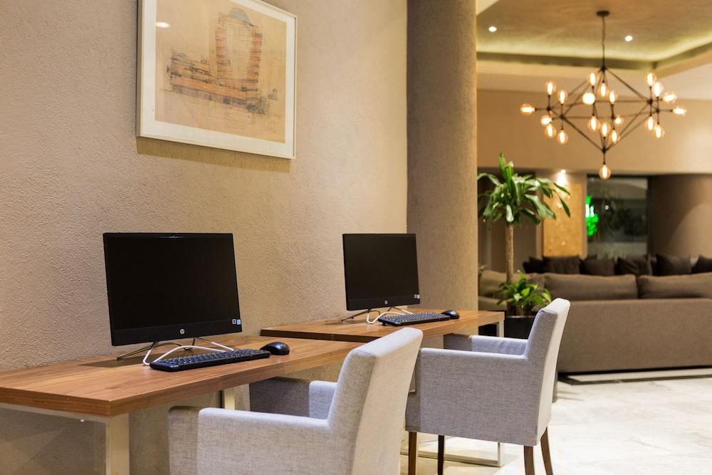 La Joya Pachuca Hotel Exterior photo Business Center